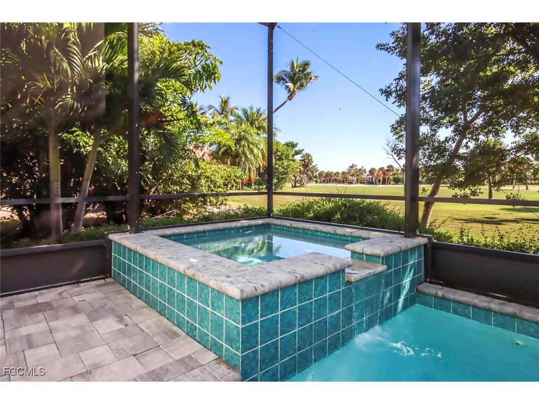 1310 Par View Drive Sanibel FL 33957 2025022766 image40