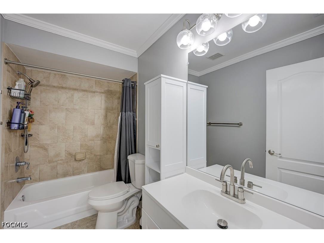 13103 Regent Circle Fort Myers FL 33966 2026025994 image21