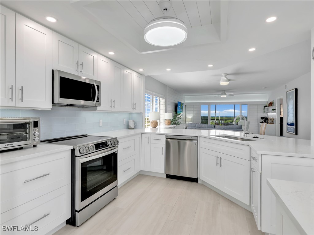 13105 Vanderbilt Drive #606 Naples FL 34110 225072632 image3