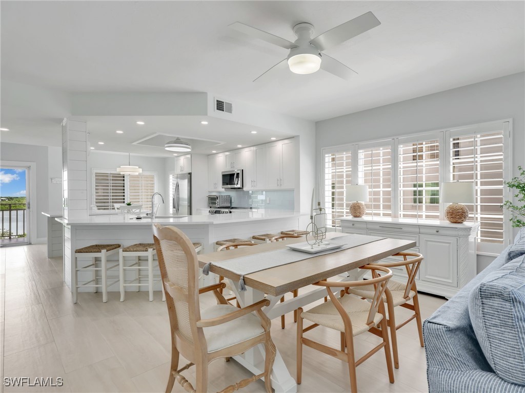 13105 Vanderbilt Drive #606 Naples FL 34110 225072632 image8