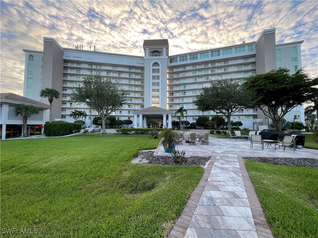 13105 Vanderbilt Drive #802 Naples FL 34110 225073771 image1