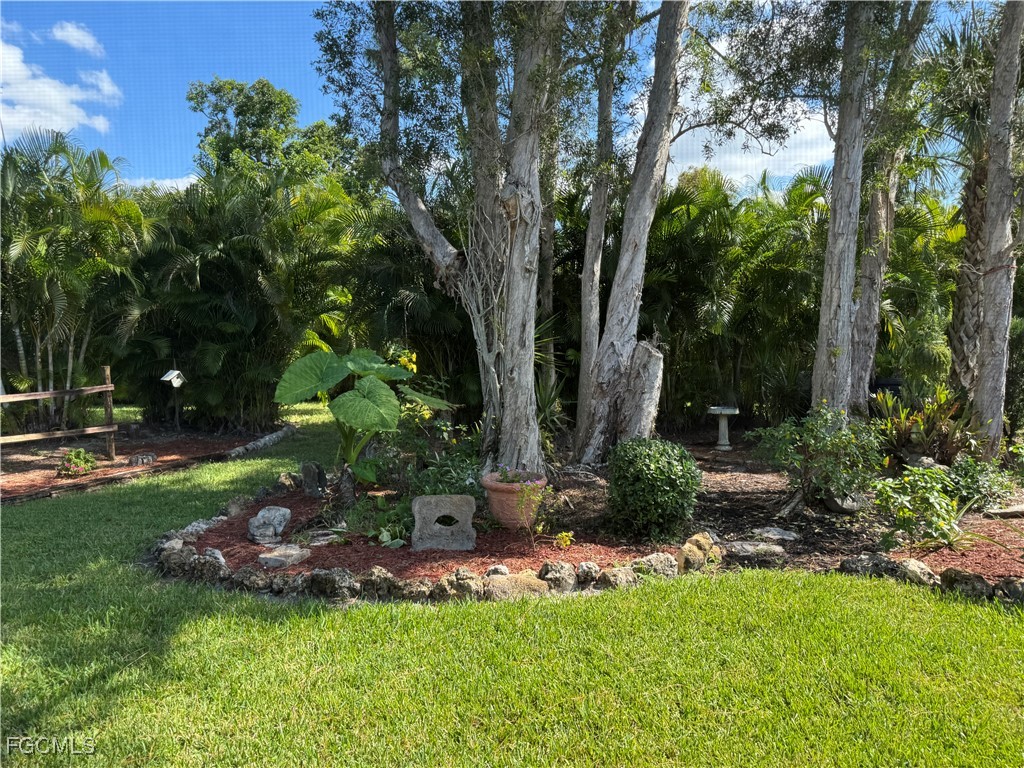 13108 Tall Pine Circle Fort Myers FL 33907 2025013957 image18