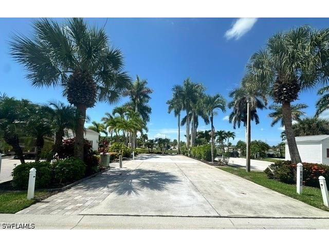 1311 Diamond Lake Circle Naples FL 34114 226023151 image1