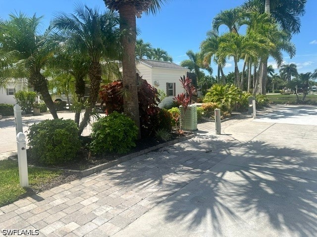1311 Diamond Lake Circle Naples FL 34114 226023151 image8