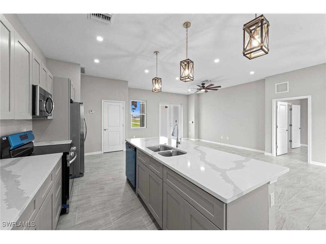 1311 NW Juanita Place Cape Coral FL 33993 225071813 image5