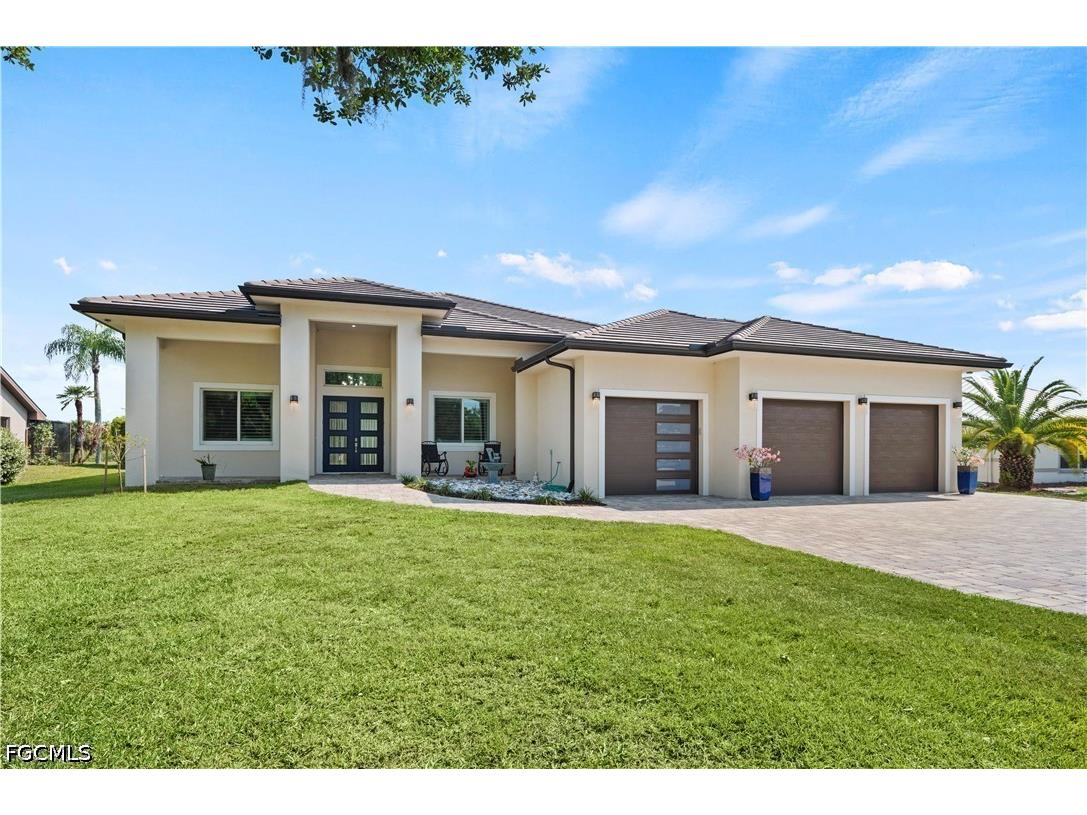1311 Riverbend Drive Labelle FL 33935 2026026640 image1