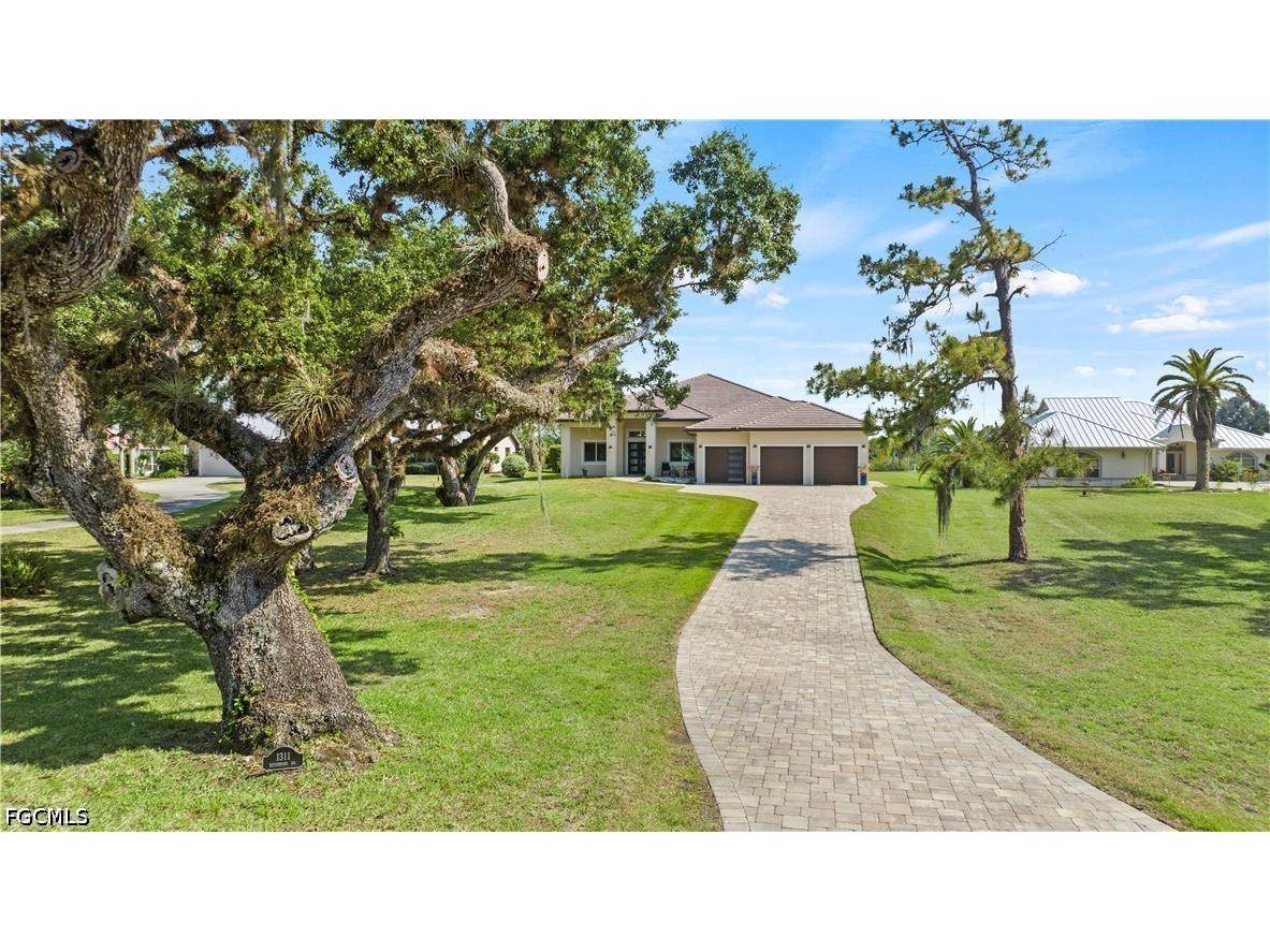 1311 Riverbend Drive Labelle FL 33935 2026026640 image2