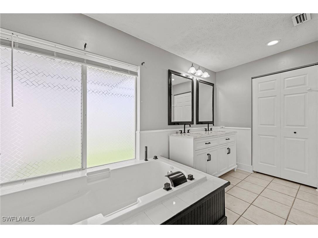 1311 SE 11th Street Cape Coral FL 33990 225050437 image16