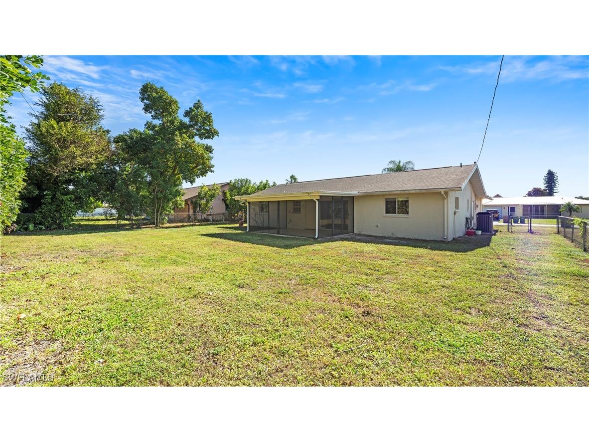 1311 SE 33rd Terrace Cape Coral FL 33904 225083036 image32
