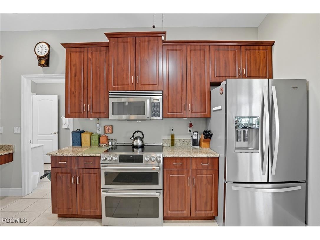 1311 SE 5th Court Cape Coral FL 33990 2025012179 image13