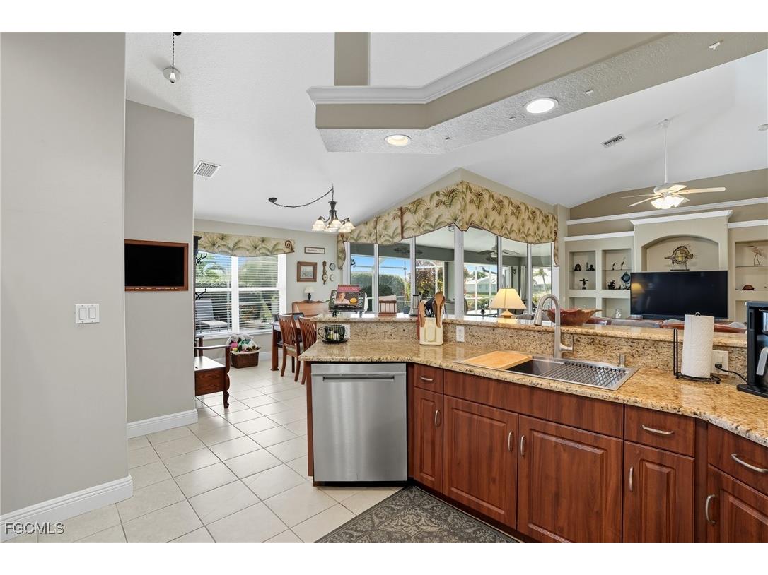 1311 SE 5th Court Cape Coral FL 33990 2025012179 image14