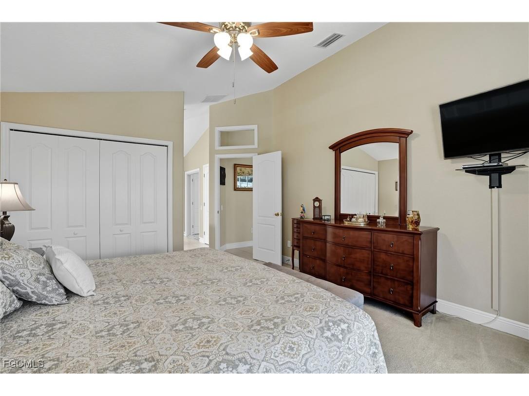 1311 SE 5th Court Cape Coral FL 33990 2025012179 image17