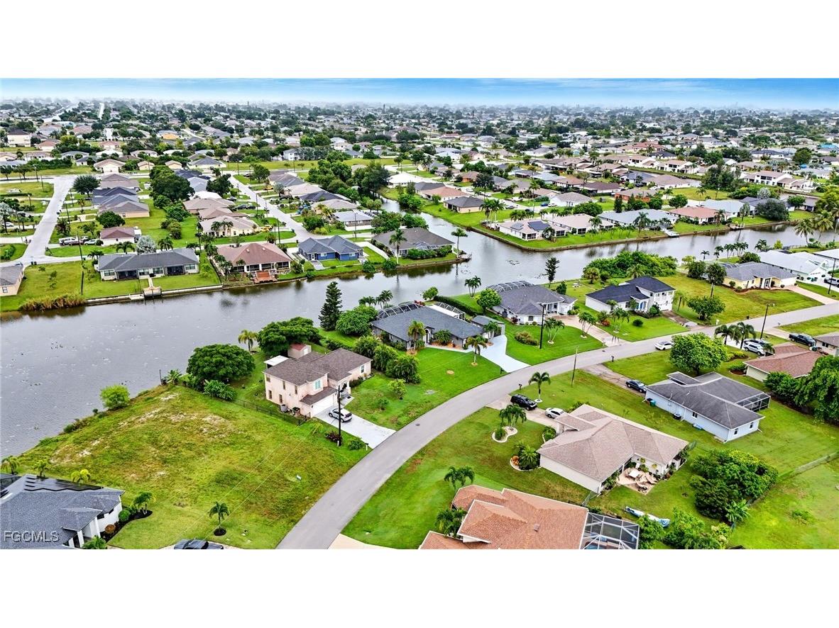 1311 SE 5th Court Cape Coral FL 33990 2025012179 image48