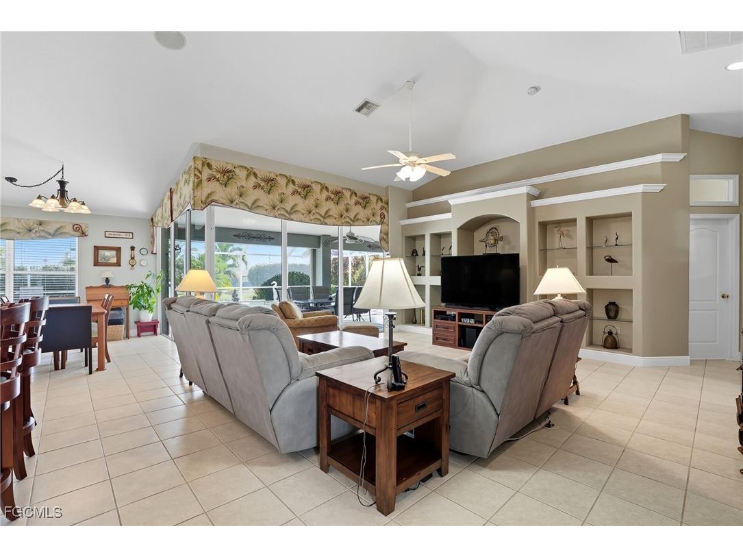 1311 SE 5th Court Cape Coral FL 33990 2025012179 image5