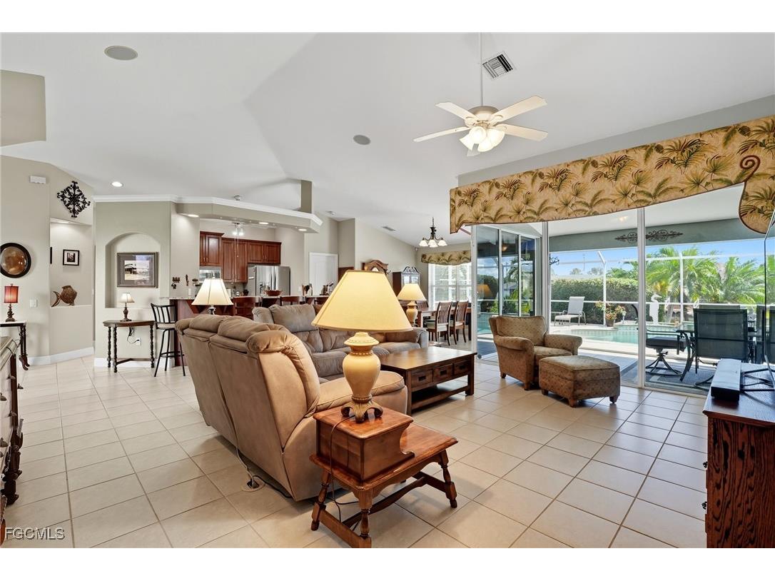 1311 SE 5th Court Cape Coral FL 33990 2025012179 image6