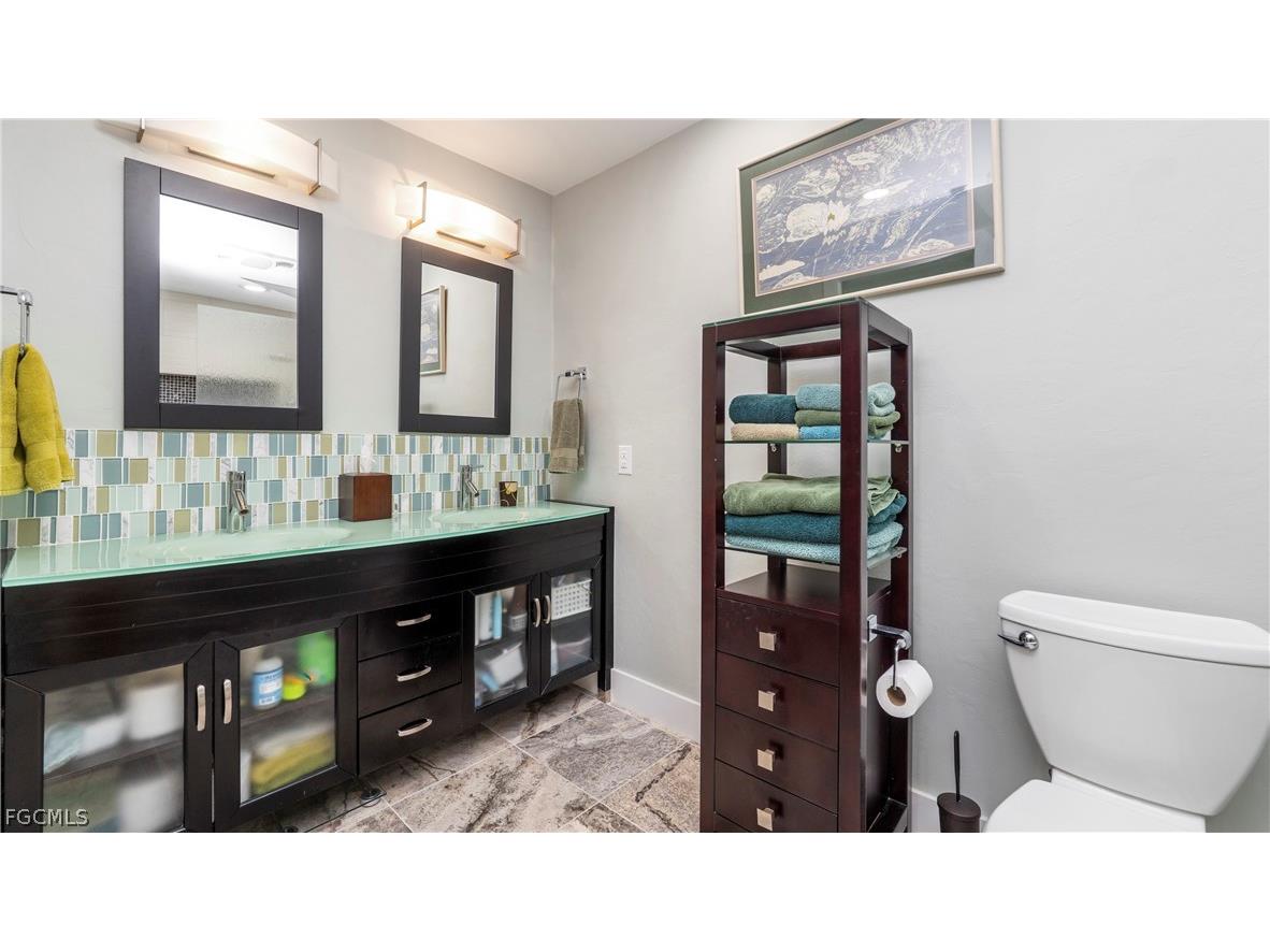 1312 Jambalana Lane Fort Myers FL 33901 2026009337 image18