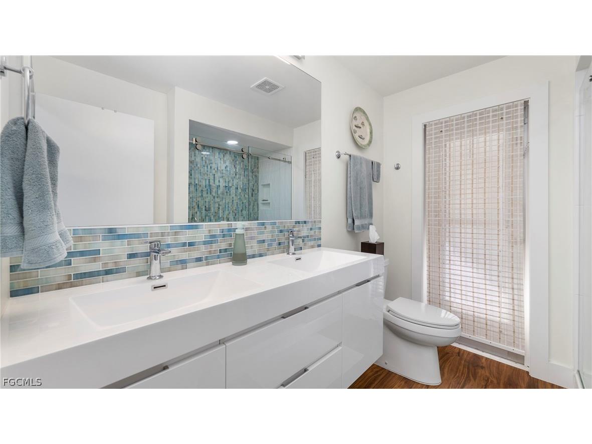 1312 Jambalana Lane Fort Myers FL 33901 2026009337 image21