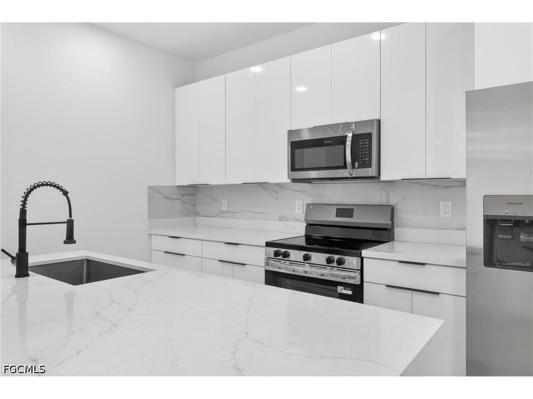 1312 NE 5th Avenue Cape Coral FL 33909 2026023747 image11
