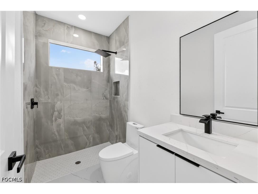 1312 NE 5th Avenue Cape Coral FL 33909 2026023747 image15