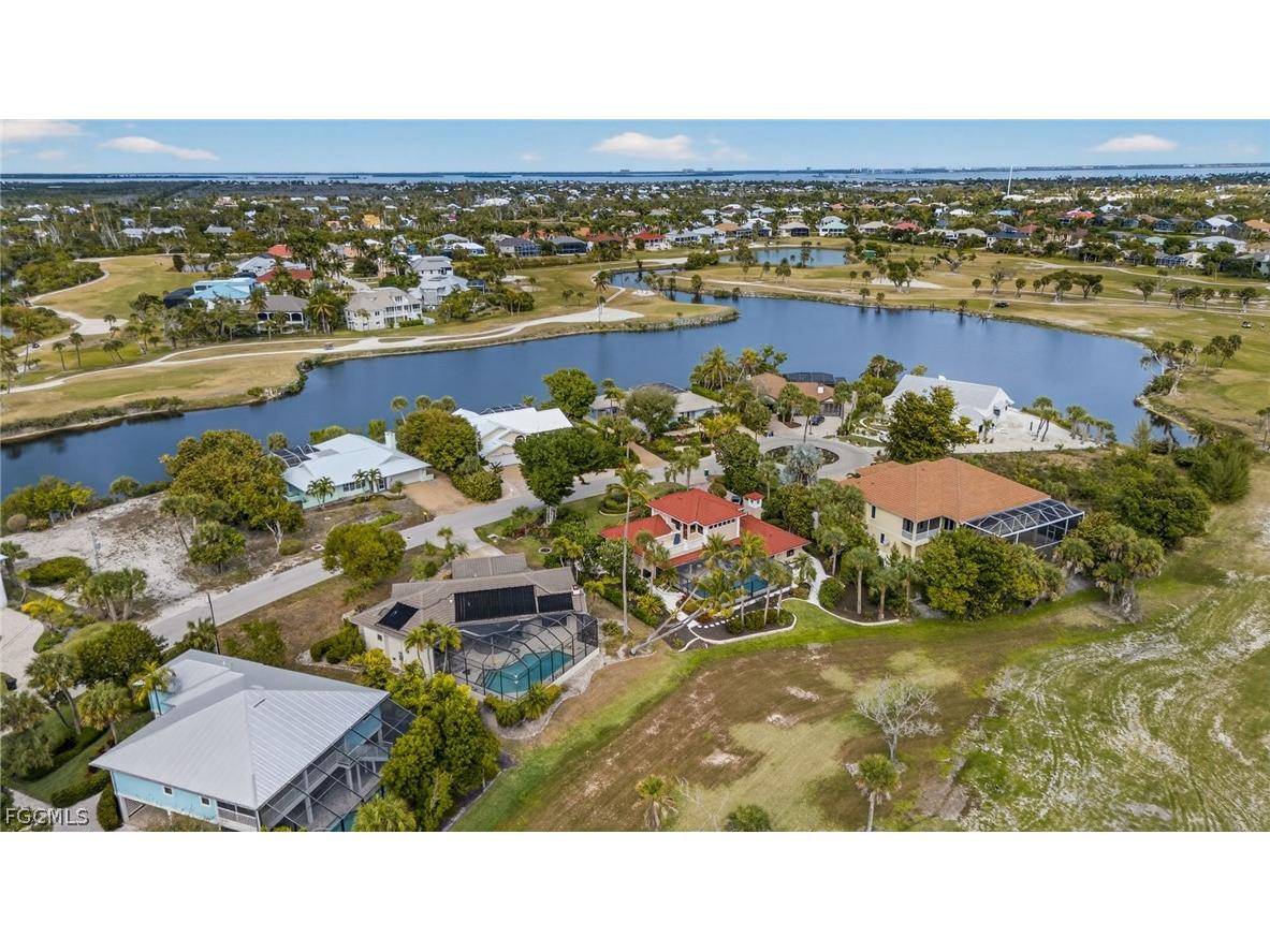 1312 Par View Drive Sanibel FL 33957 2026008408 image38