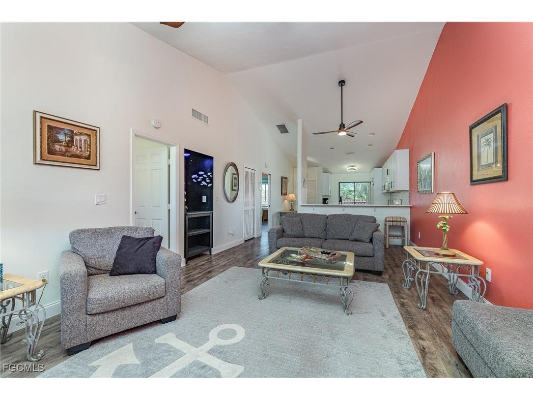 13120 Cross Creek Boulevard #208 Fort Myers FL 33912 2025020454 image5