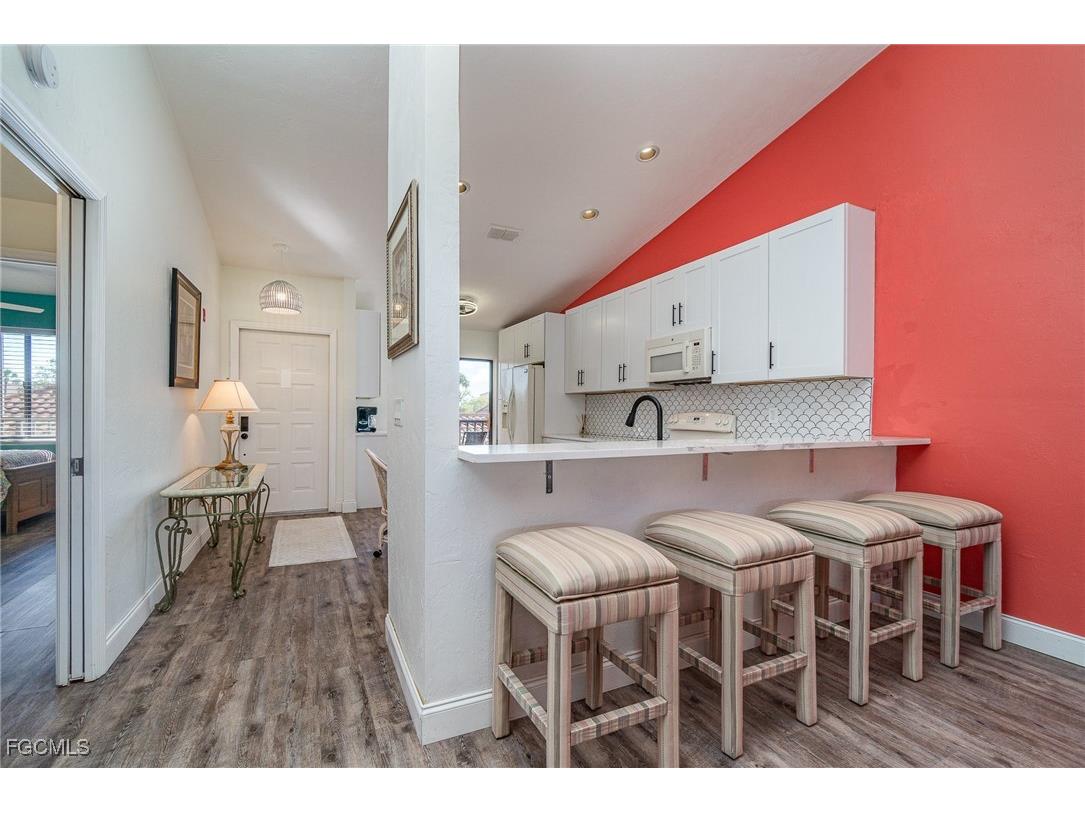 13120 Cross Creek Boulevard #208 Fort Myers FL 33912 2025020454 image8