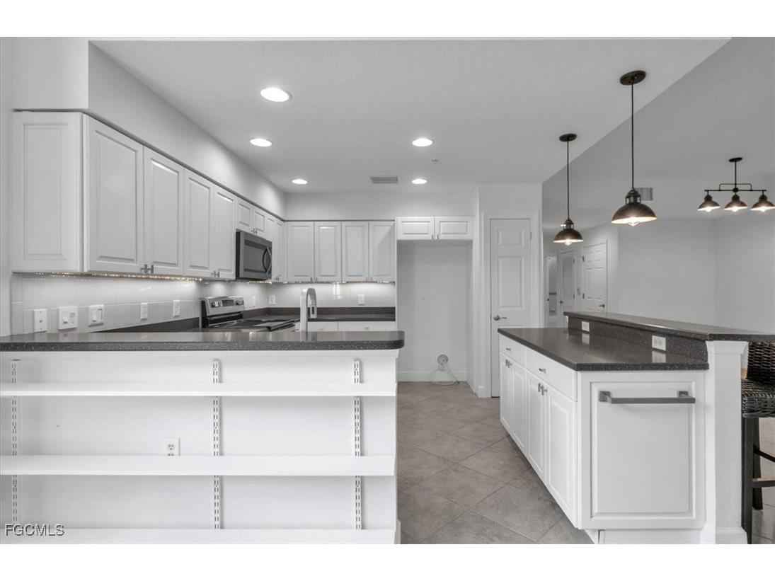 13121 Pebblebrook Point Circle #102 Fort Myers FL 33905 2025006362 image16