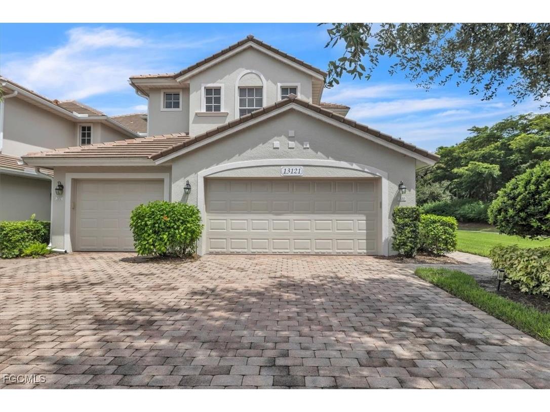 13121 Pebblebrook Point Circle #102 Fort Myers FL 33905 2025006362 image2