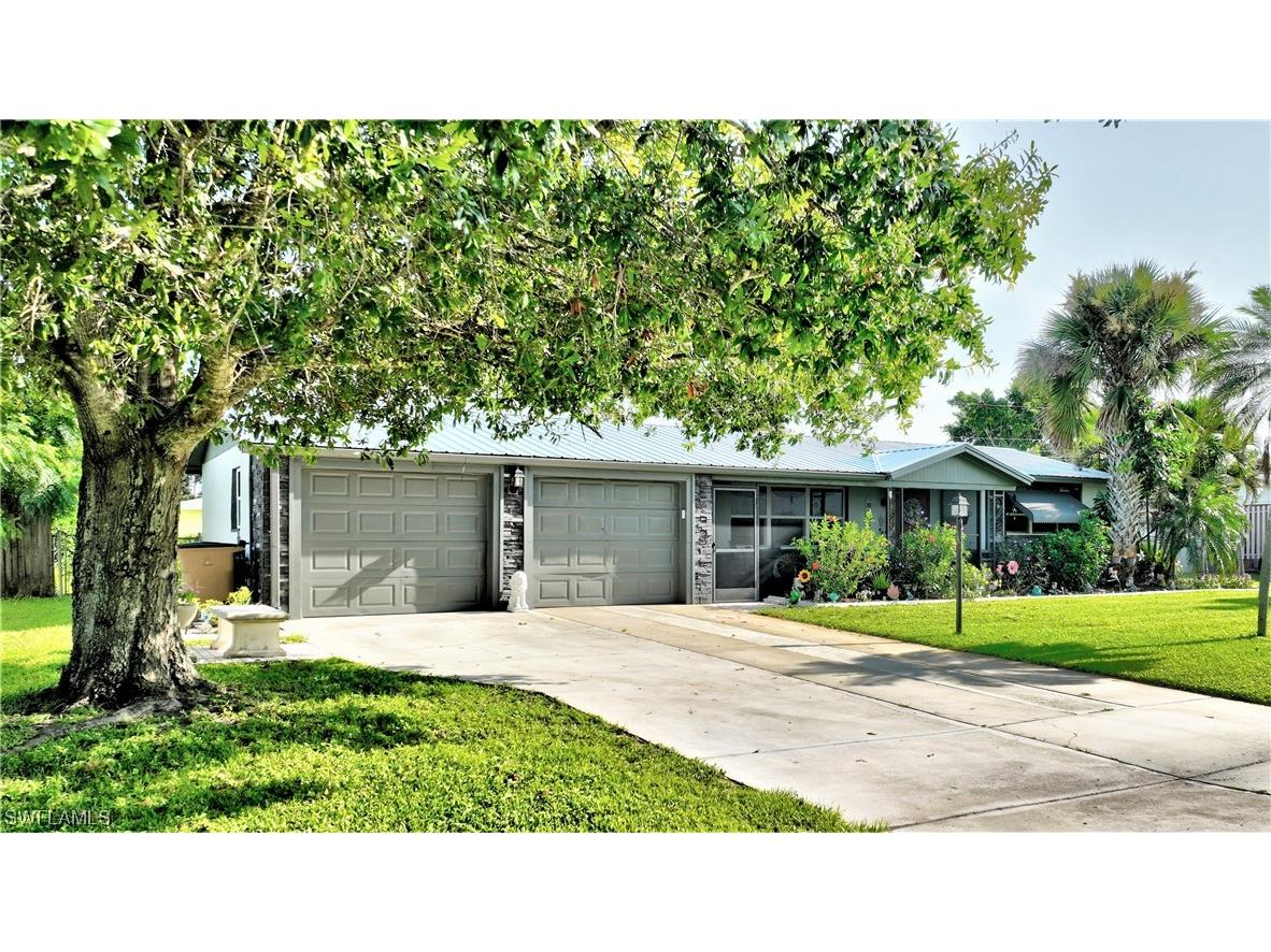 1313 Barnsdale Street E Lehigh Acres FL 33936 224001085 image1