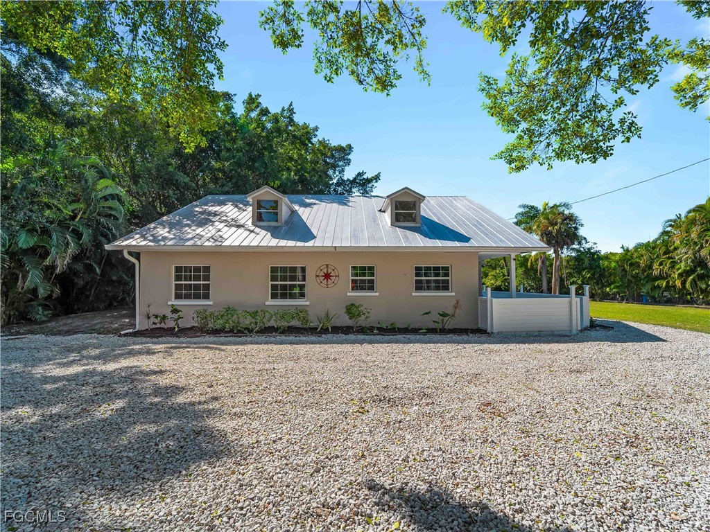 1313 Driftwood Drive North Fort Myers FL 33903 2025019292 image41