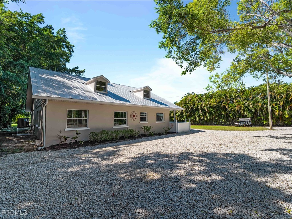 1313 Driftwood Drive North Fort Myers FL 33903 2025019292 image42