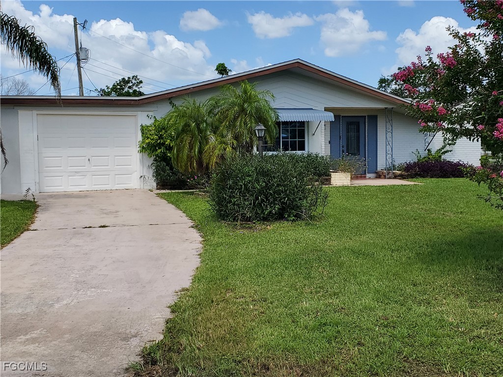 1313 Ellendale Circle Lehigh Acres FL 33936 225043106 image1