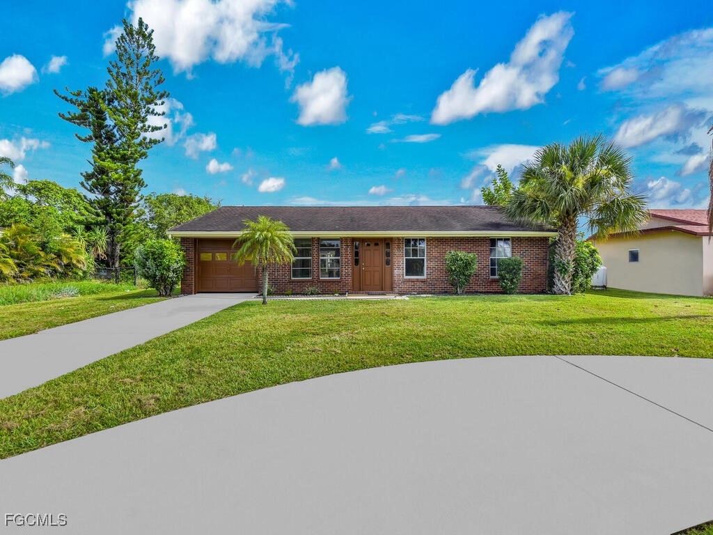 1313 Farmdale Street Lehigh Acres FL 33936 2025010436 image1