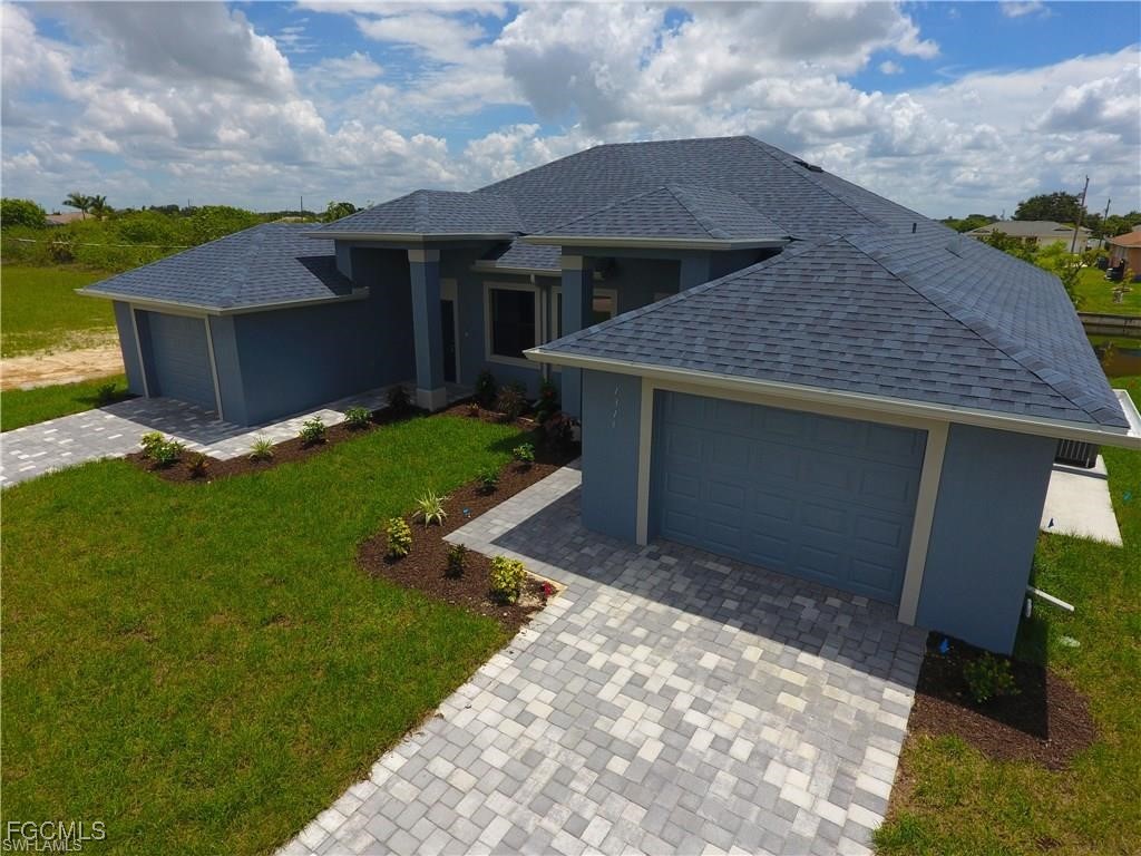 1313 NE 8th Place Cape Coral FL 33909 2025019626 image1