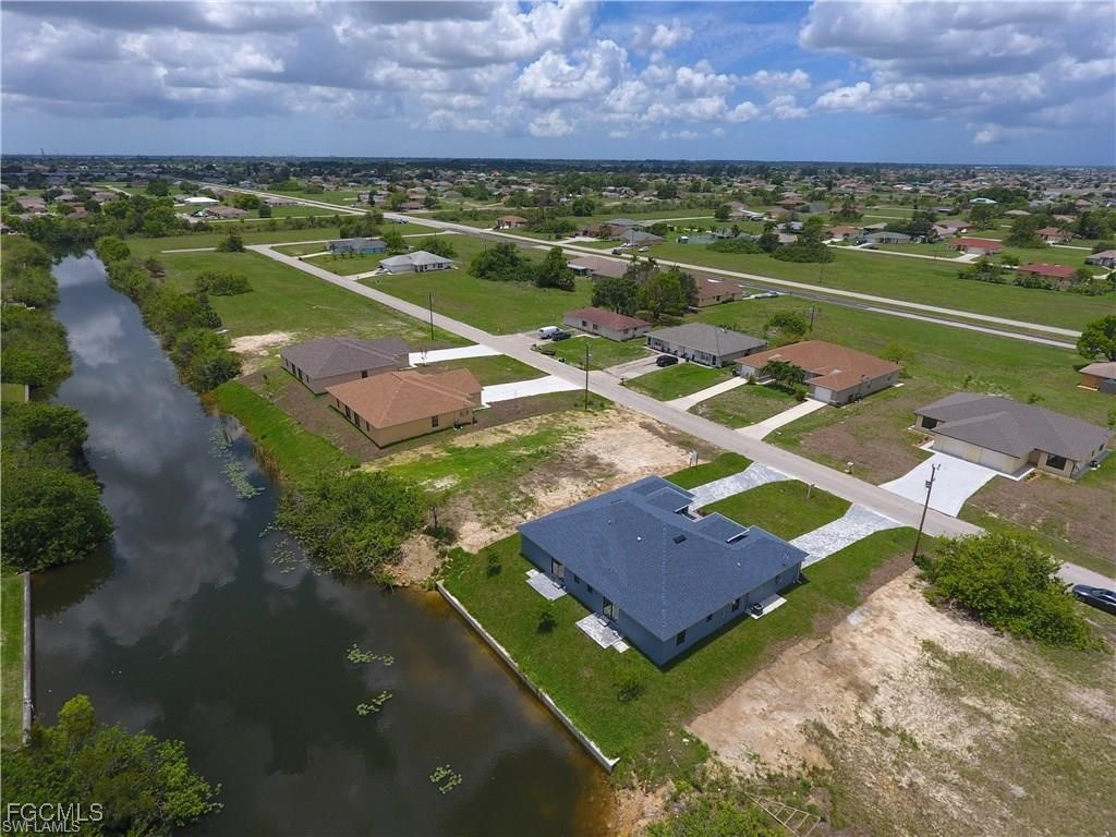 1313 NE 8th Place Cape Coral FL 33909 2025019626 image21
