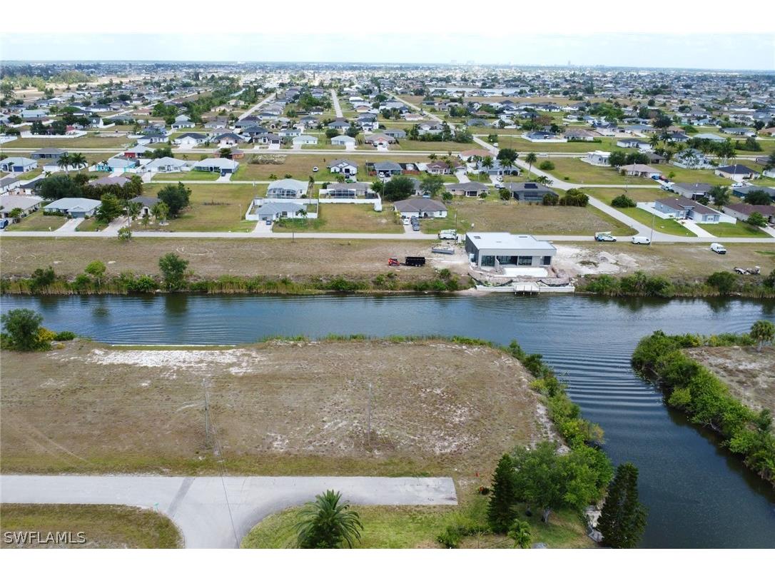 1313 NW 9th Place Cape Coral FL 33993 224040664 image1