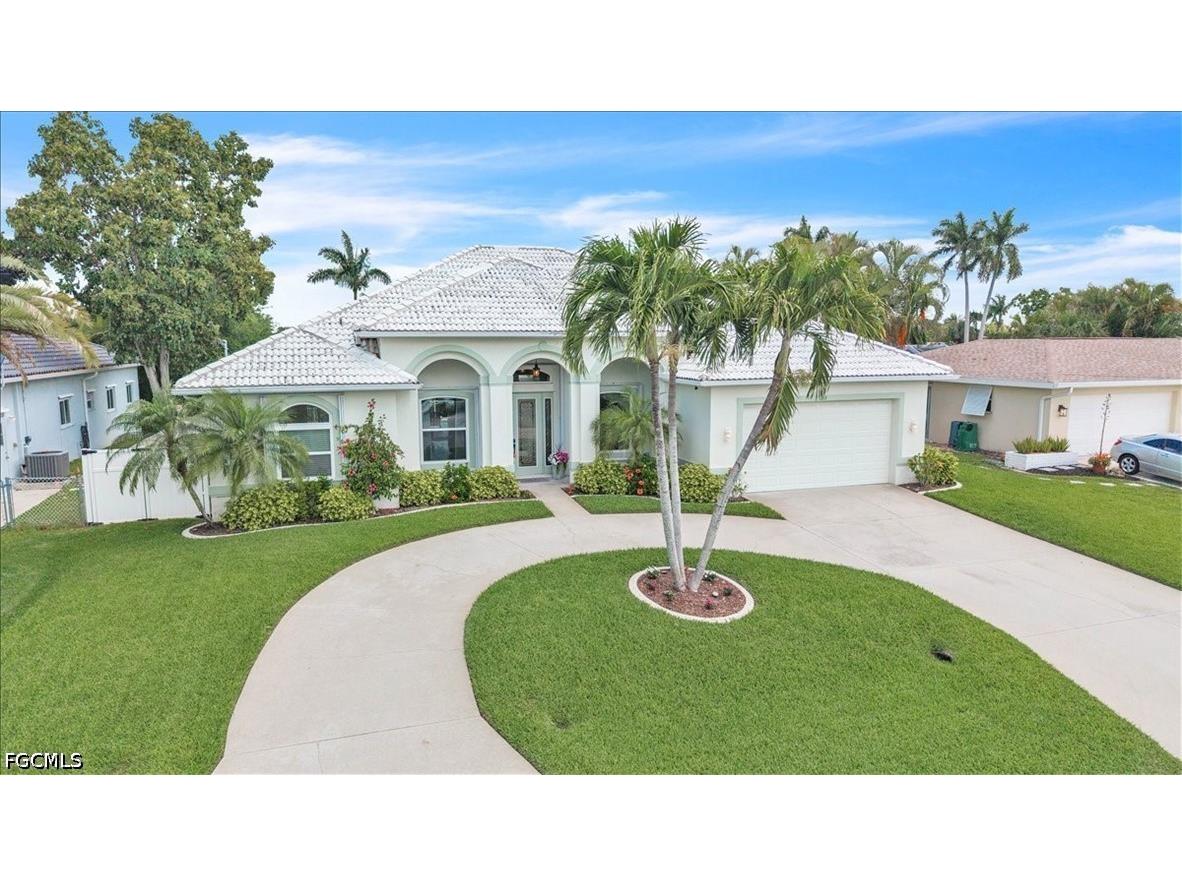 1313 SE 29th Terrace Cape Coral FL 33904 2026014945 image1