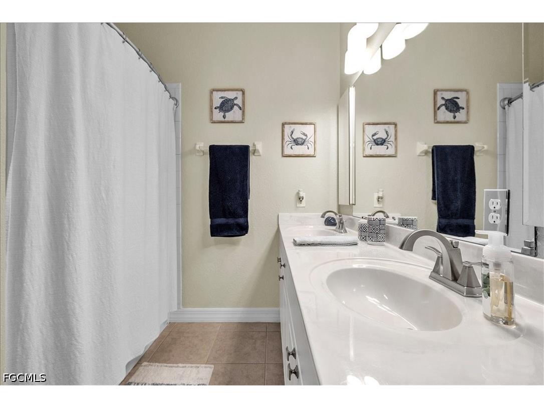1313 SE 29th Terrace Cape Coral FL 33904 2026014945 image21