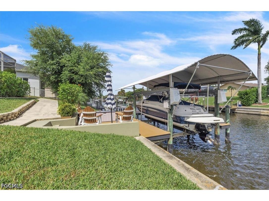 1313 SE 29th Terrace Cape Coral FL 33904 2026014945 image28