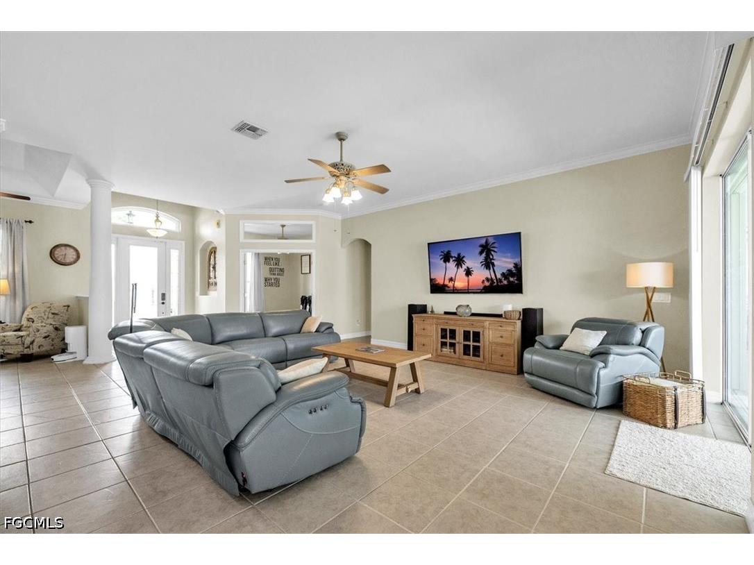 1313 SE 29th Terrace Cape Coral FL 33904 2026014945 image9