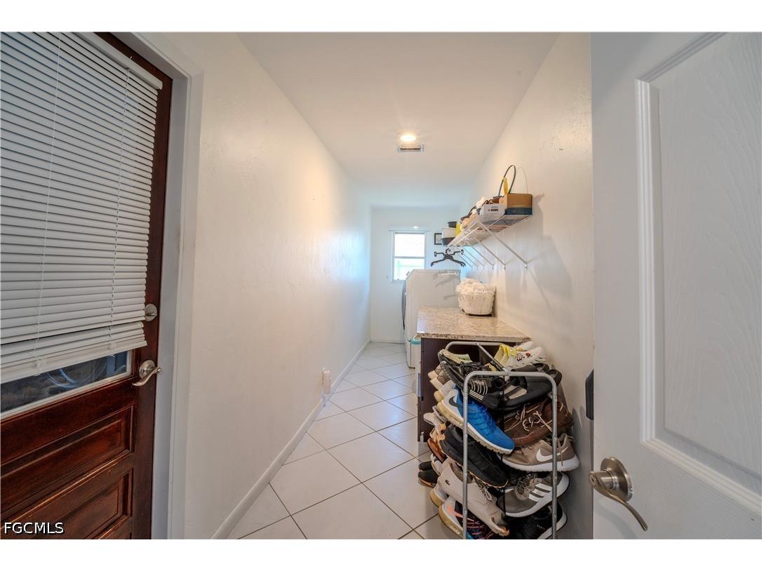 1313 SE 37th Terrace Cape Coral FL 33904 2026023738 image23