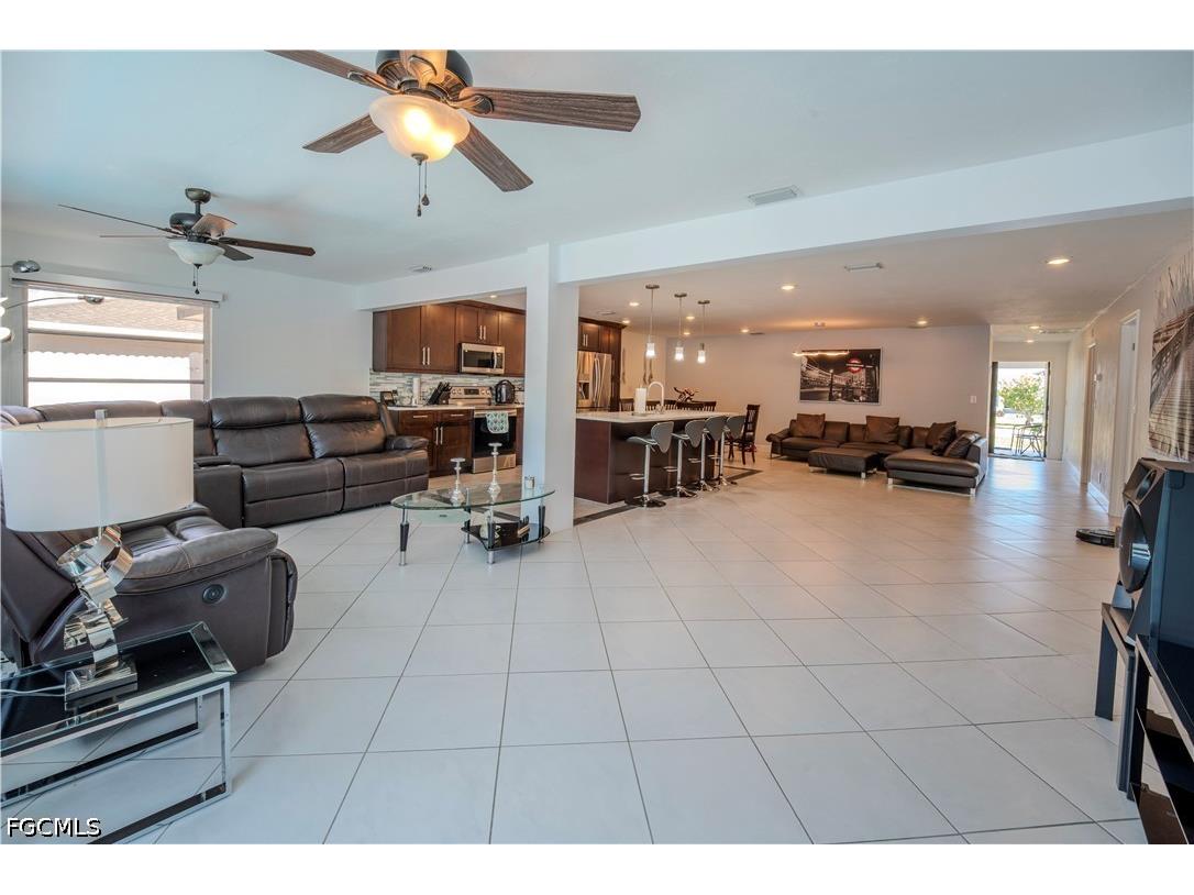 1313 SE 37th Terrace Cape Coral FL 33904 2026023738 image9