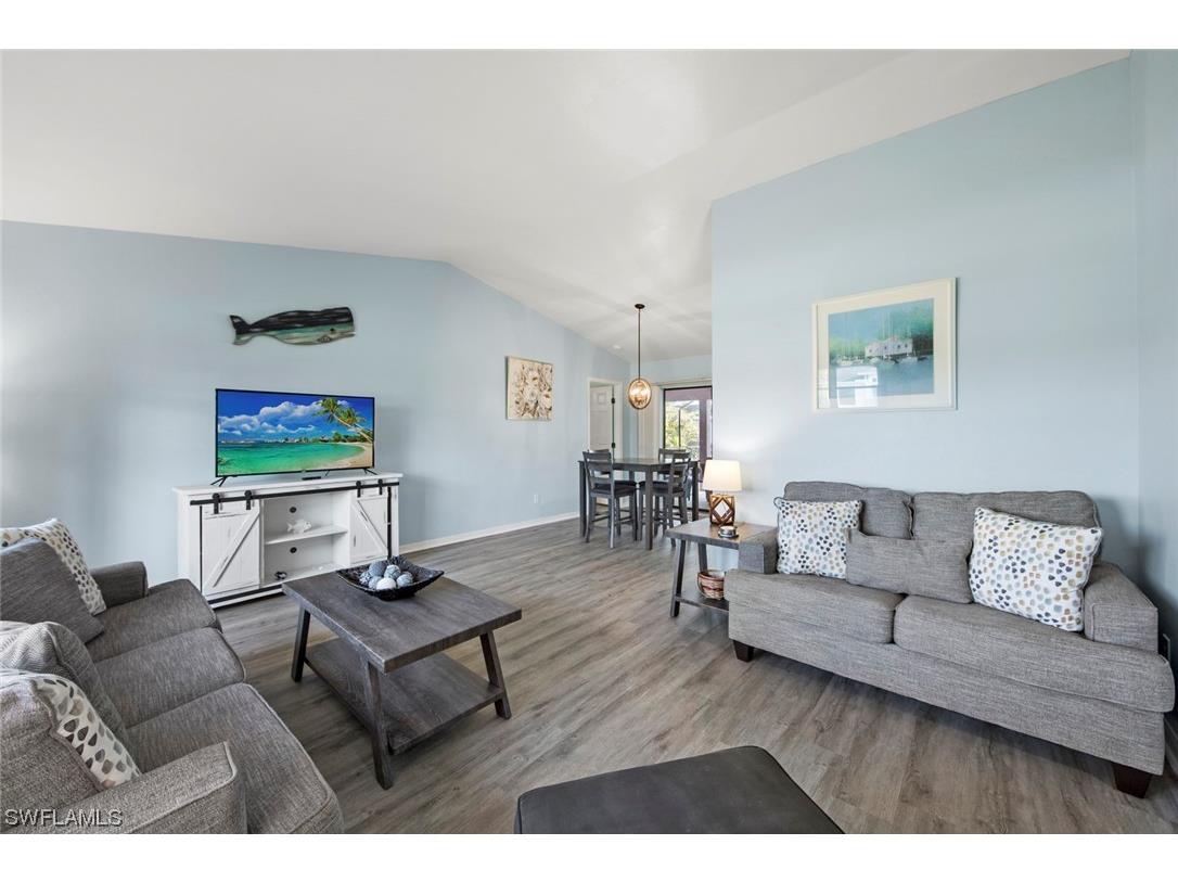 1313 SE 39th Street Cape Coral FL 33904 223009044 image1