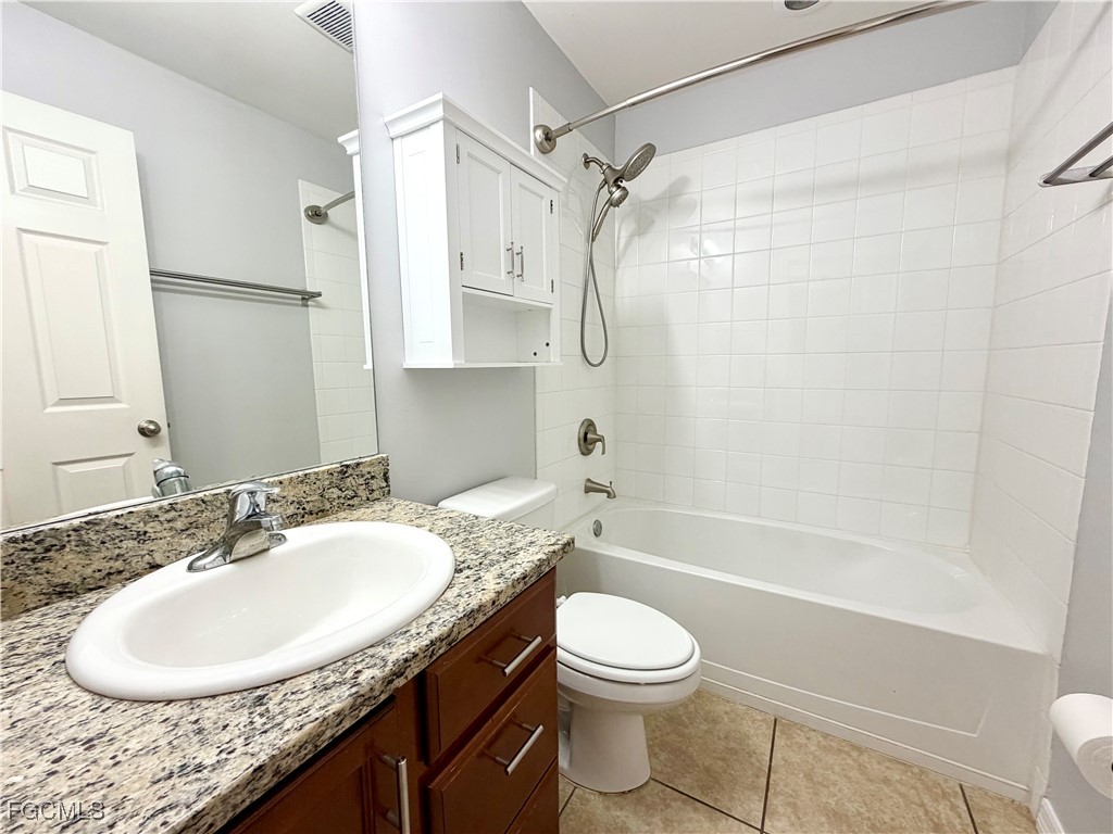 1313 SW 12th Terrace Cape Coral FL 33991 2025013468 image12