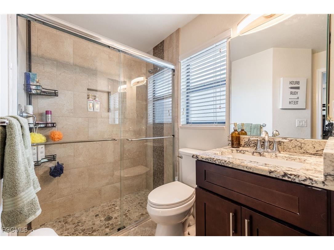 1313 SW 8th Court Cape Coral FL 33991 2025010290 image17