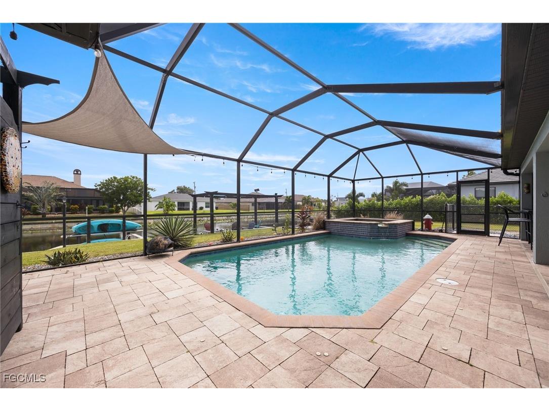 1313 SW 8th Court Cape Coral FL 33991 2025010290 image21