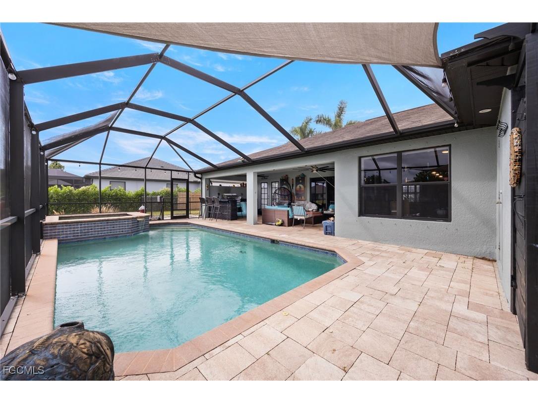 1313 SW 8th Court Cape Coral FL 33991 2025010290 image23