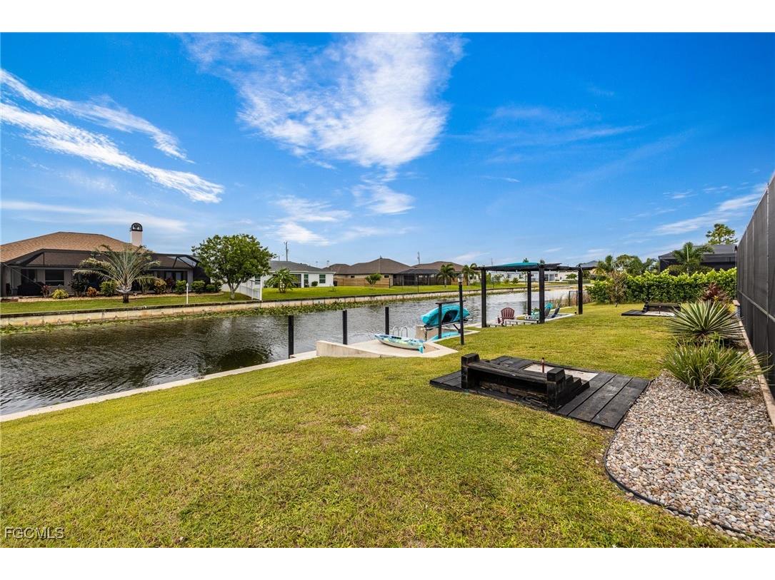 1313 SW 8th Court Cape Coral FL 33991 2025010290 image25