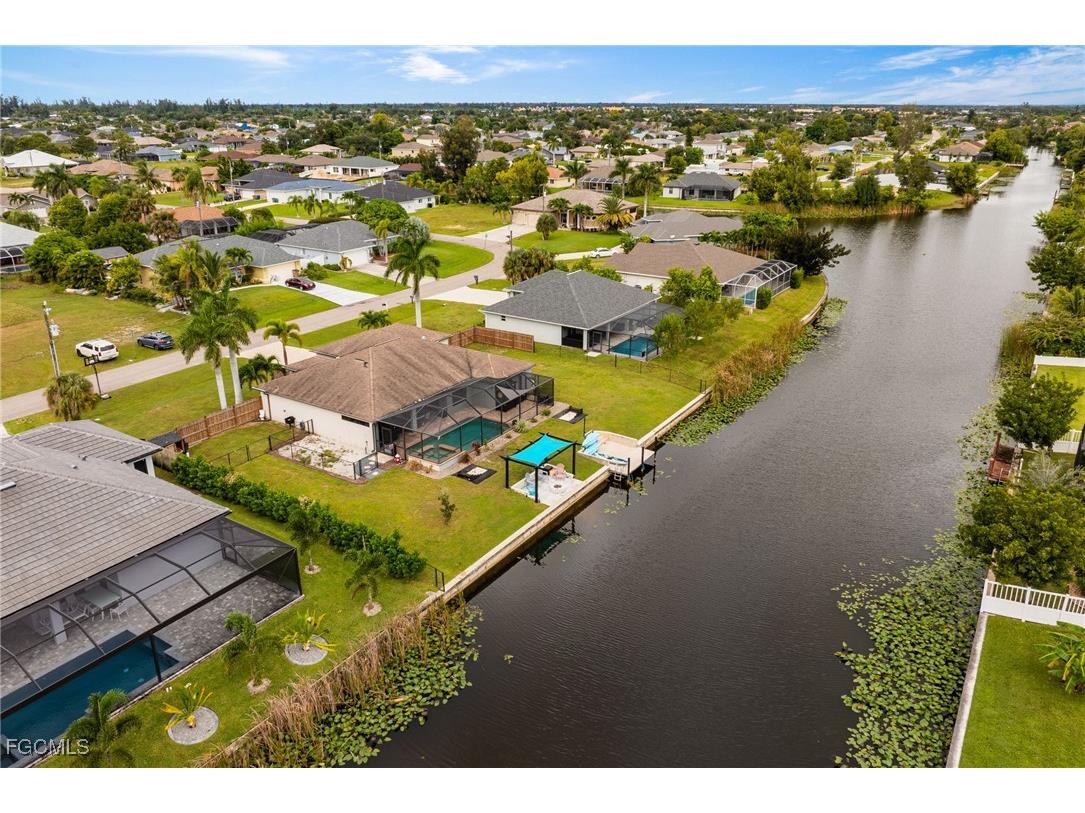 1313 SW 8th Court Cape Coral FL 33991 2025010290 image33