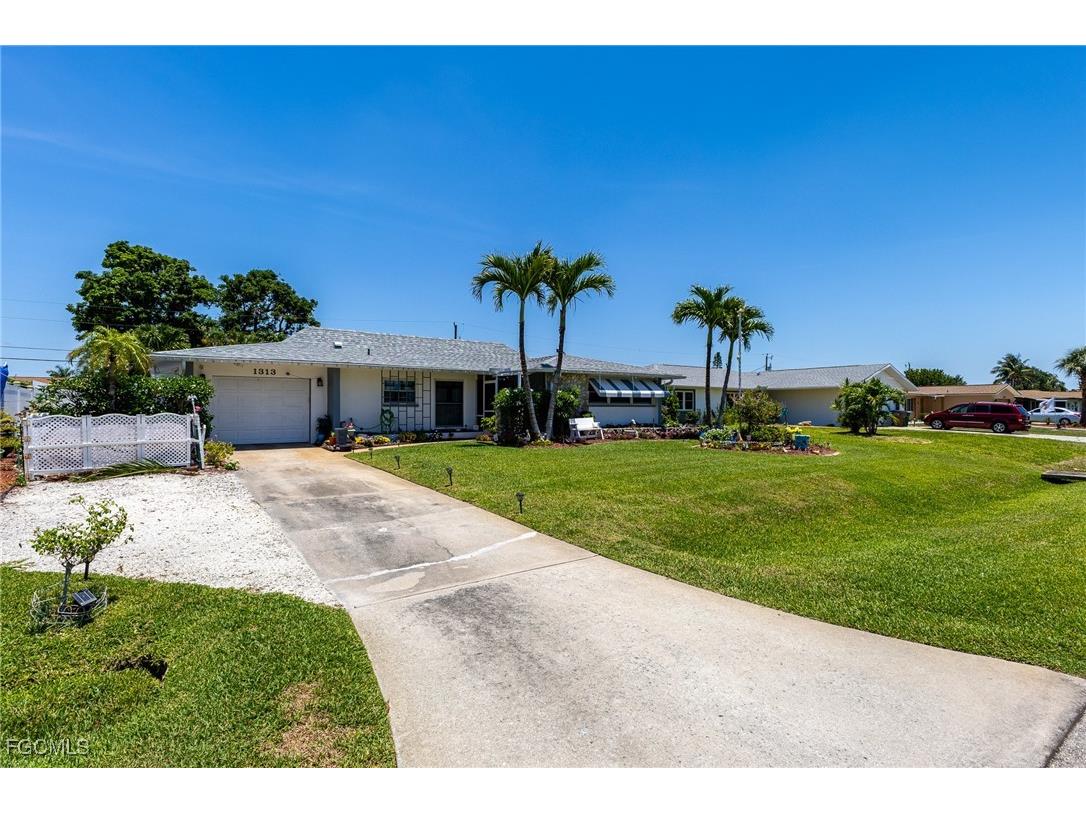 1313 Shelby Parkway Cape Coral FL 33904 2025011627 image12